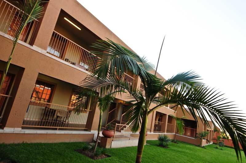 Batter Boys Guest House Pretoria-Noord Esterno foto