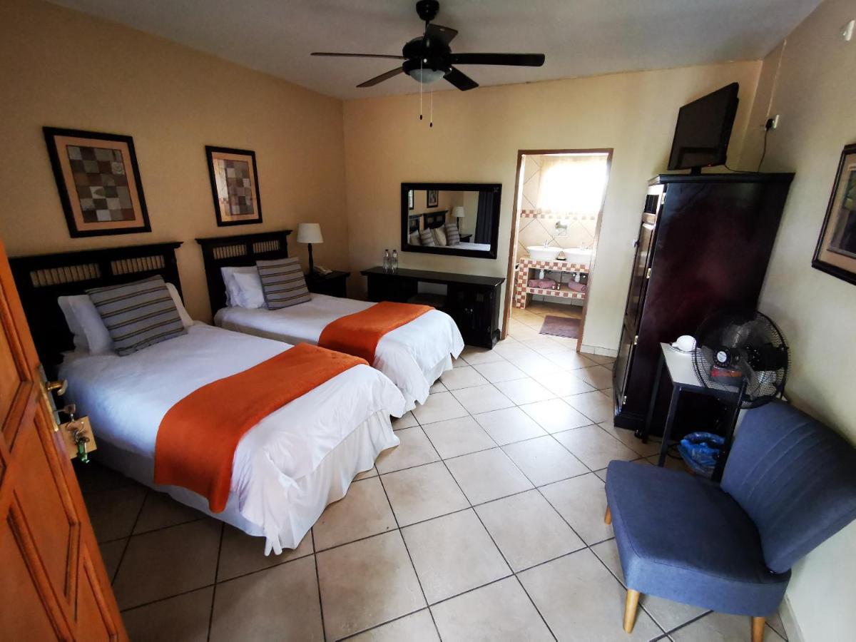Batter Boys Guest House Pretoria-Noord Esterno foto